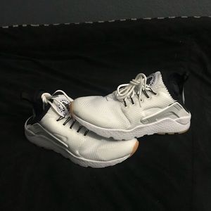 Nike Air Huarache Run Ultras